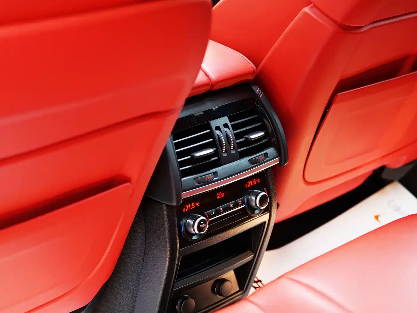 BMW X6 M 2015 X6 M фото 11