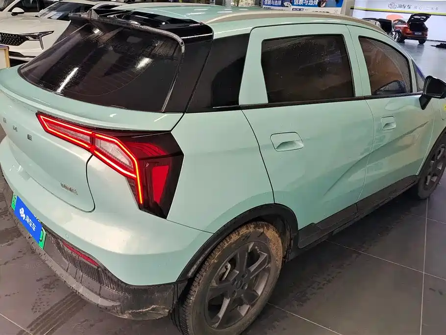 GEELY GEOMETRY E FIREFLY