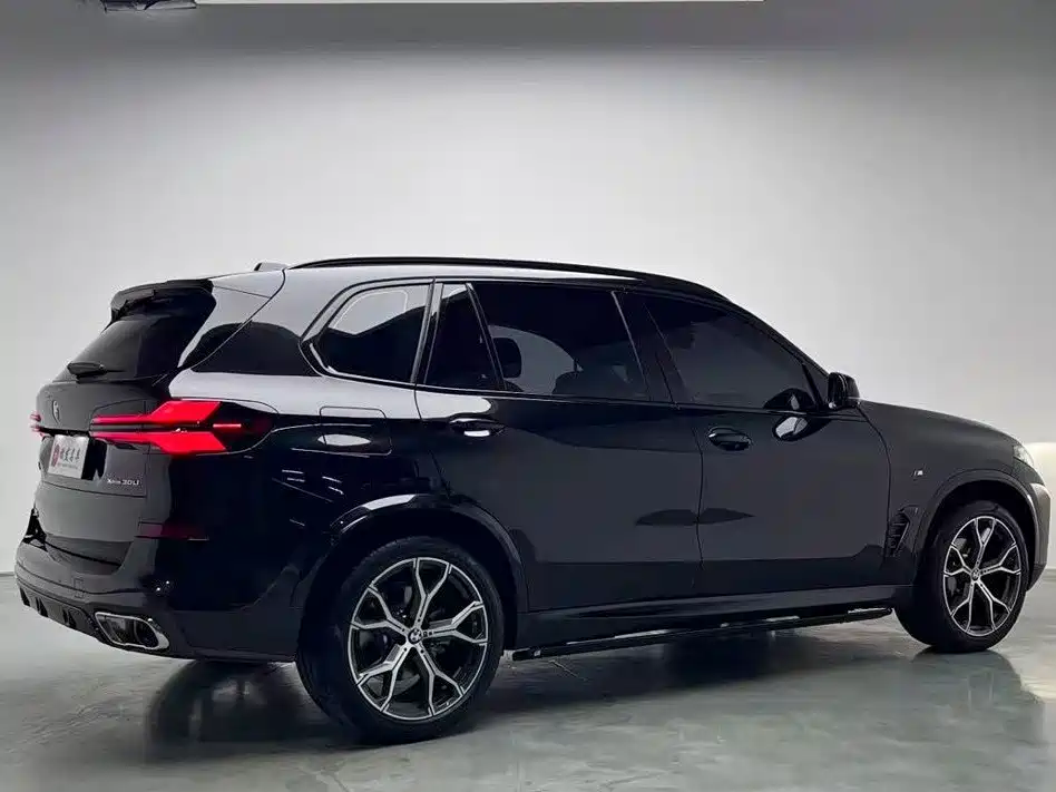 BMW X5 2026 2026 xDrive 30Li Luxury M Sport Night Edition Package