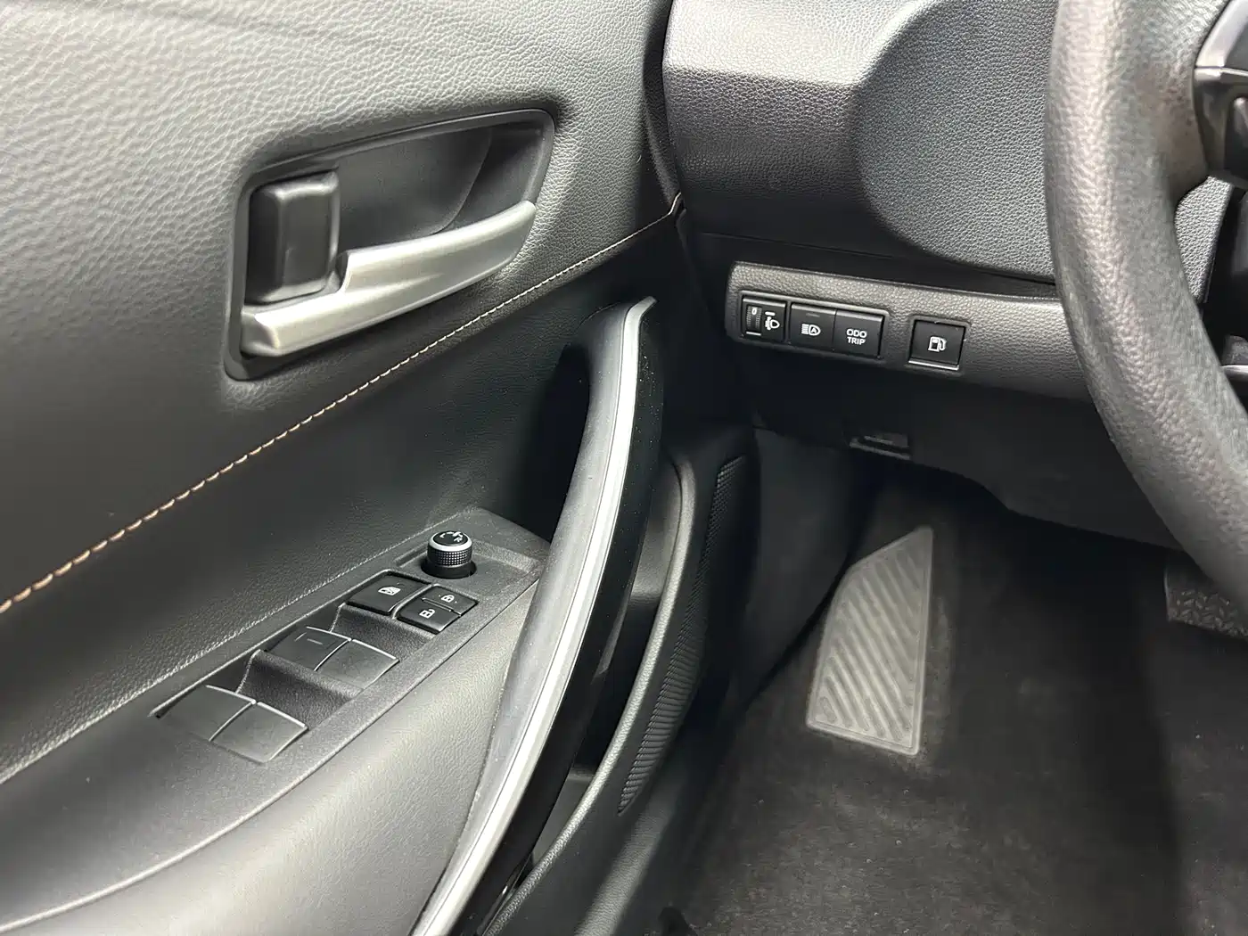 Toyota Levin 2023 Smart Hybrid 1.8L Sport Edition фото 17