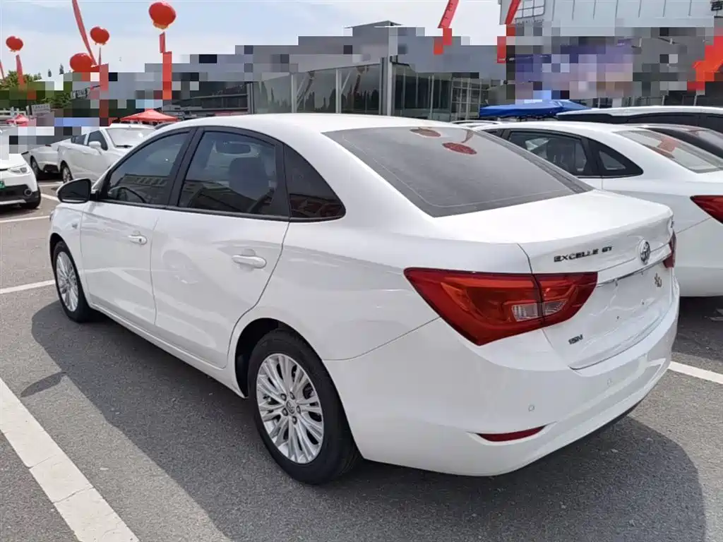 Buick Excelle 2017 15N Automatic Elite фото 5