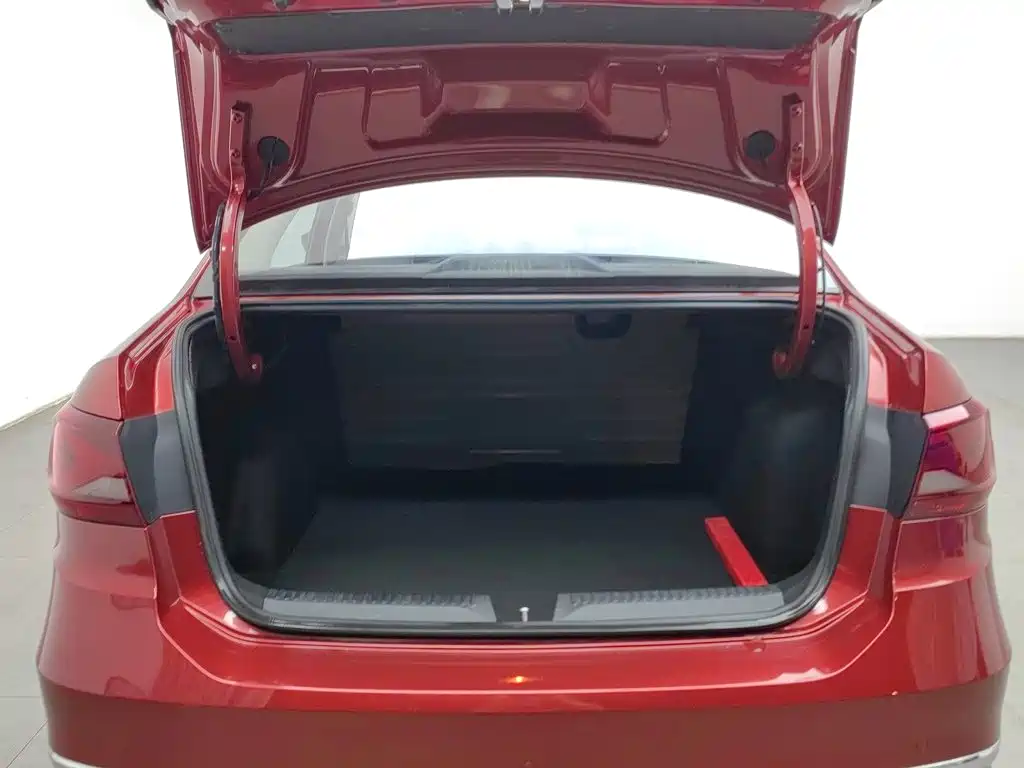 Photo 16 - Jetta VA3