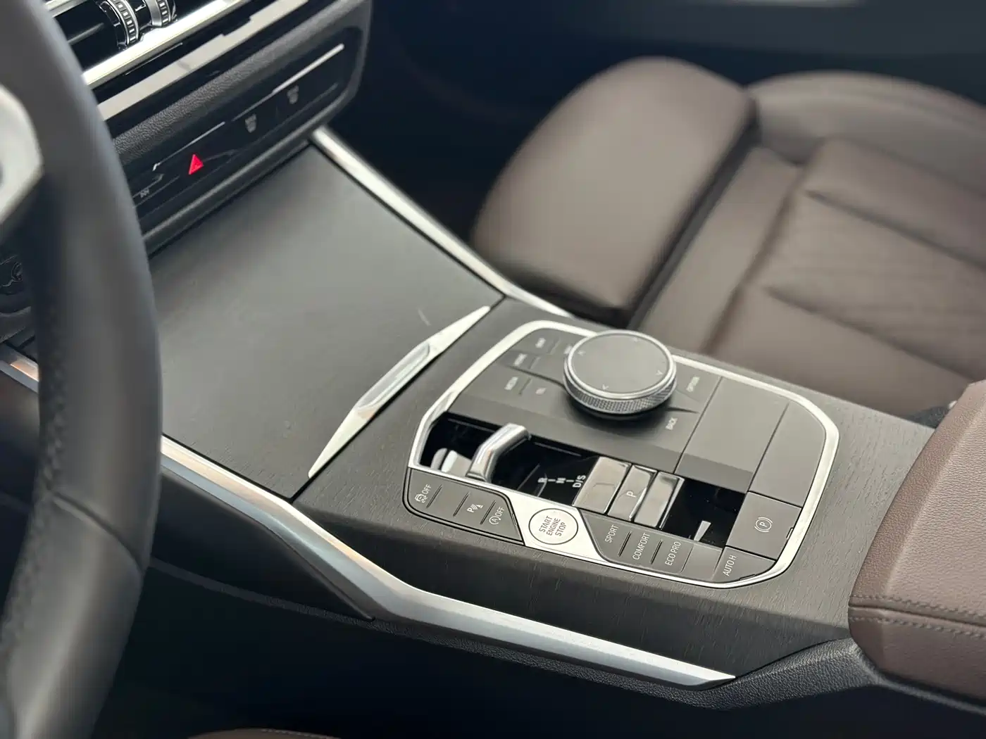 BMW 3 Series 2024 325i M Sport Package фото 9