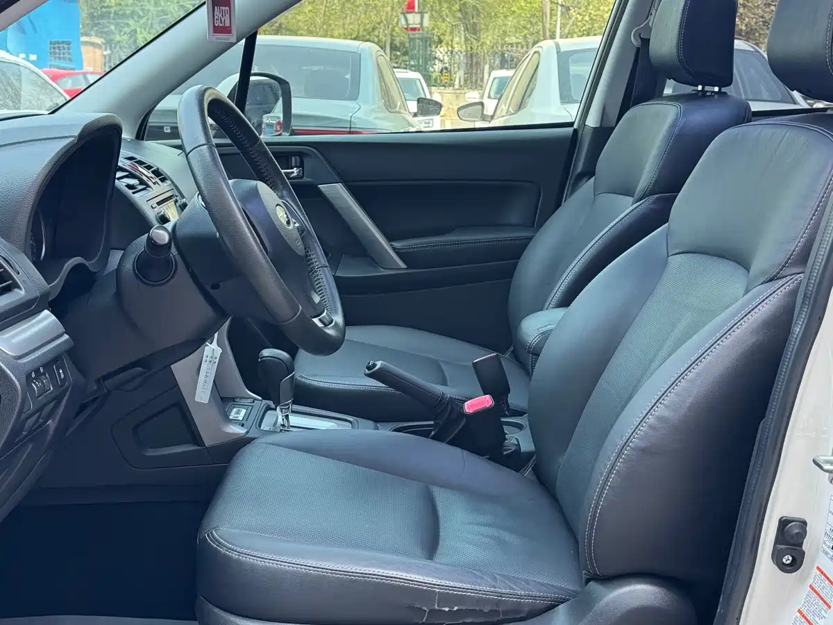 Subaru Forester 2014 2.5i Automatic Elite Edition фото 11