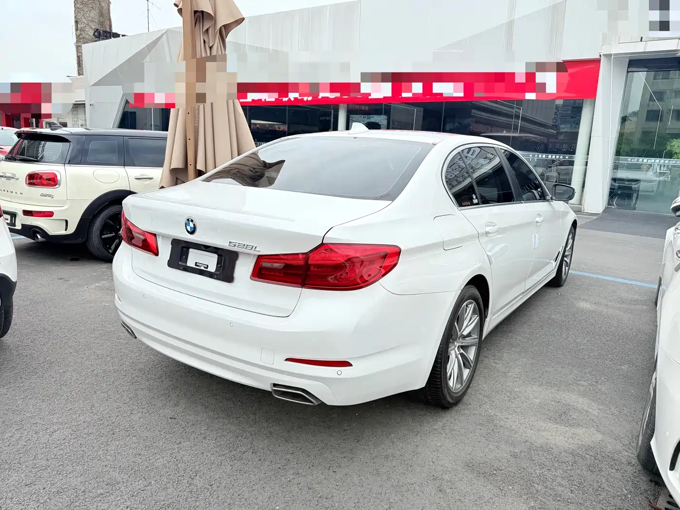 BMW 5 Series 2018 528Li Launch Special Edition фото 8