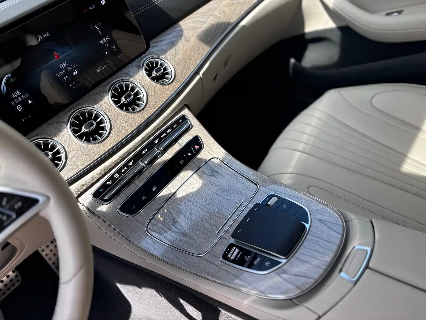 Mercedes-Benz CLS 2022 CLS 300 Luxury фото 20