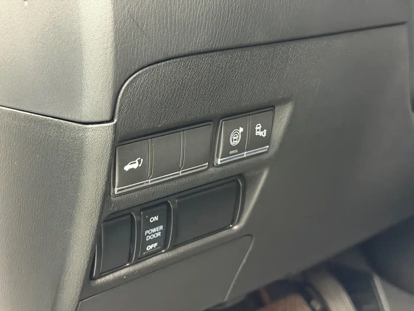 Infiniti QX80 2017 2016 5.6L 4WD