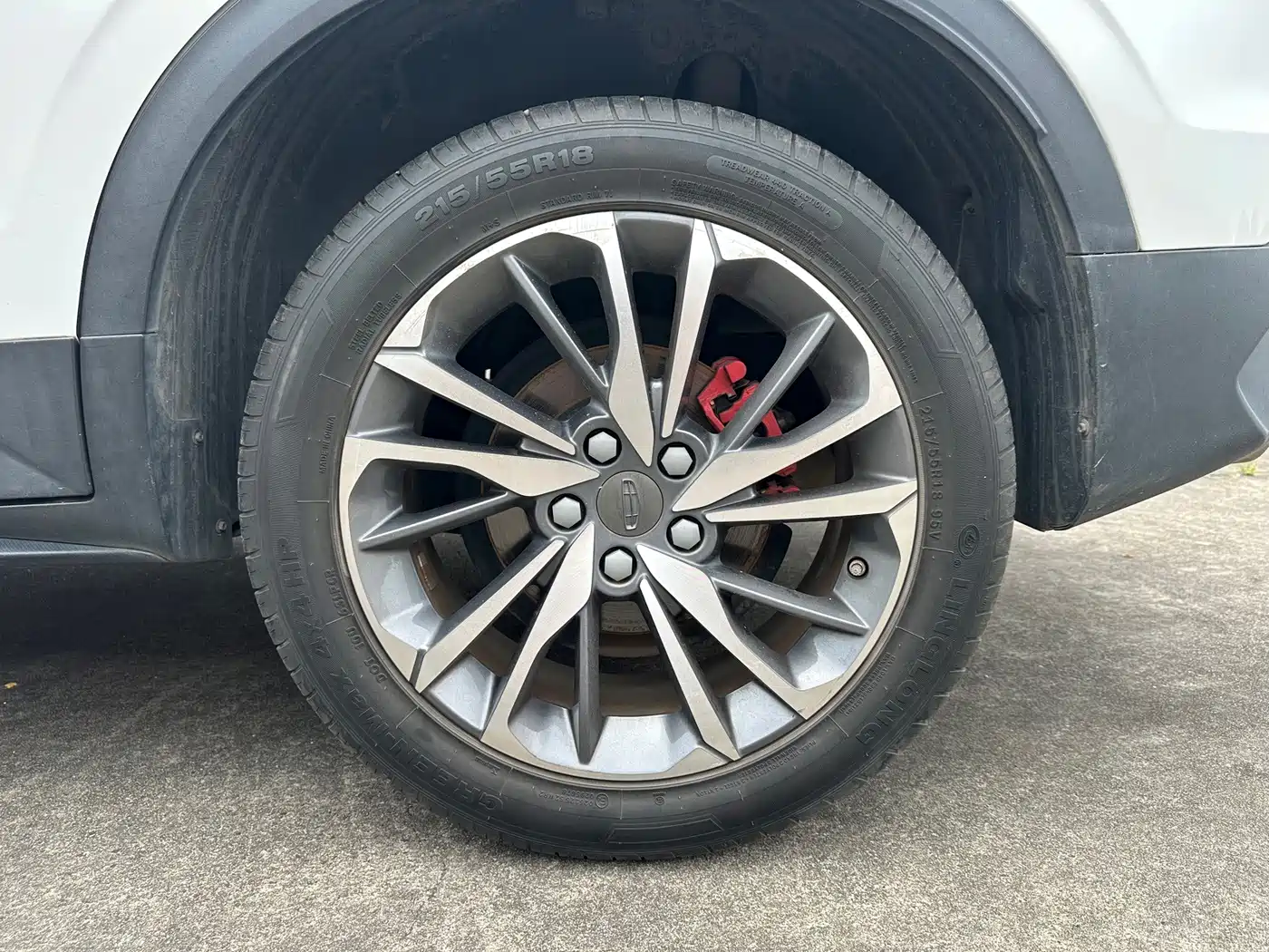 Geely Coolray 2019 2019 Sport 260T DCT Battle China VI
