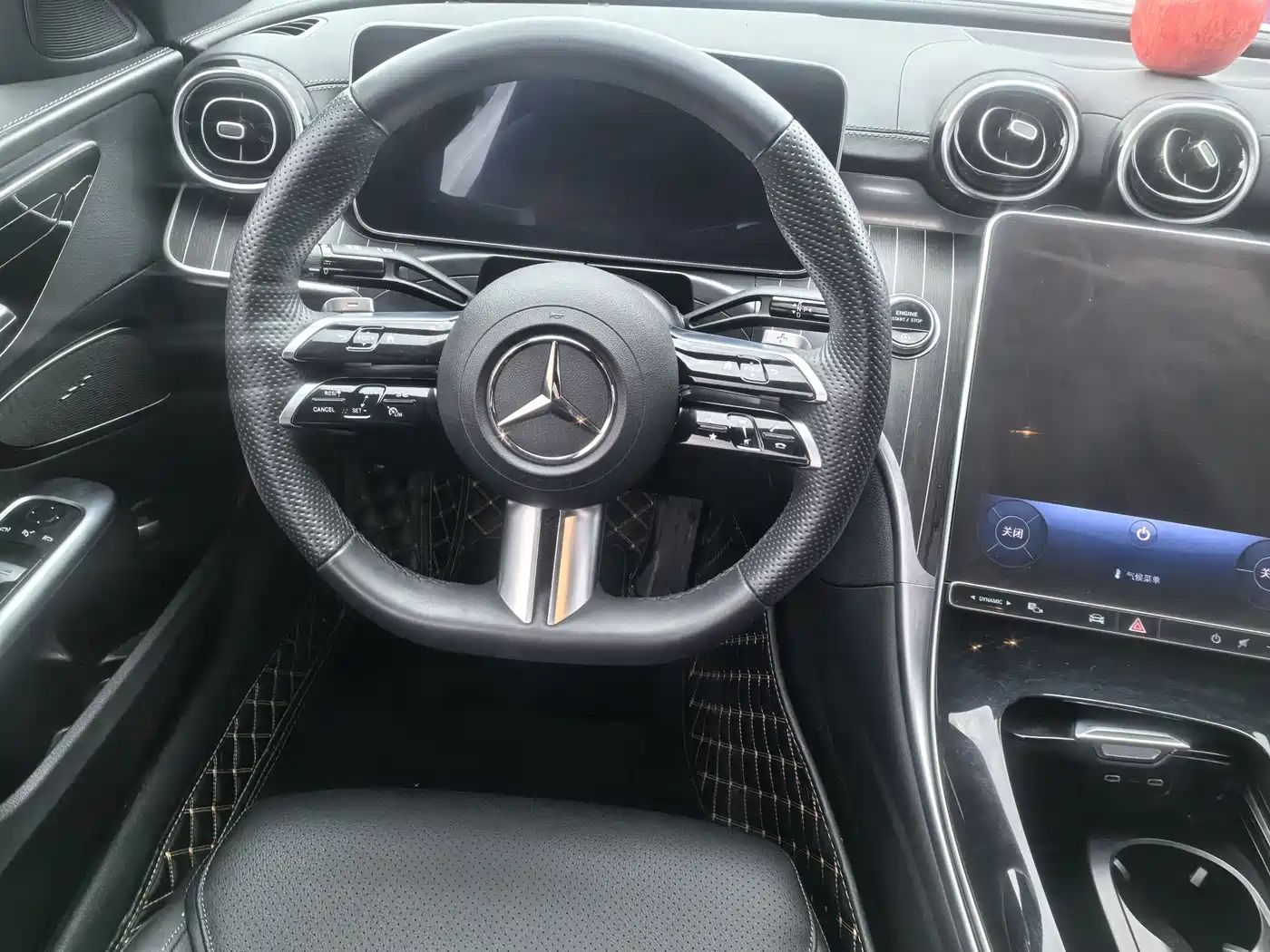 Mercedes-Benz C-Class 2023 C 200 L Sport фото 12