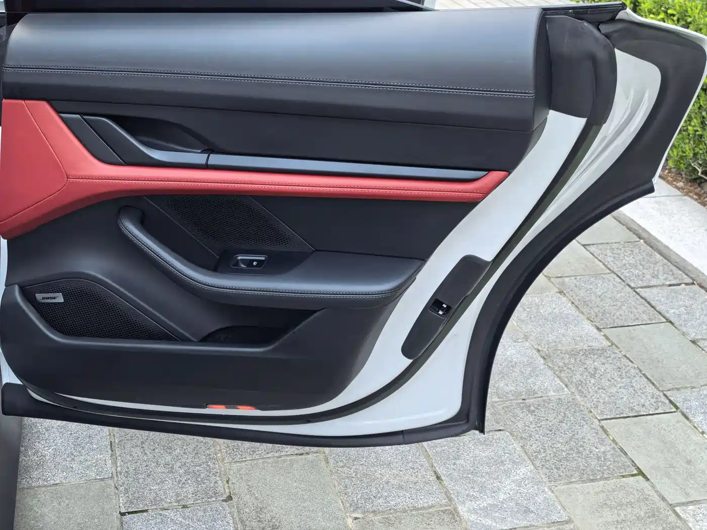 Porsche Taycan 2022 Facelift Taycan фото 47