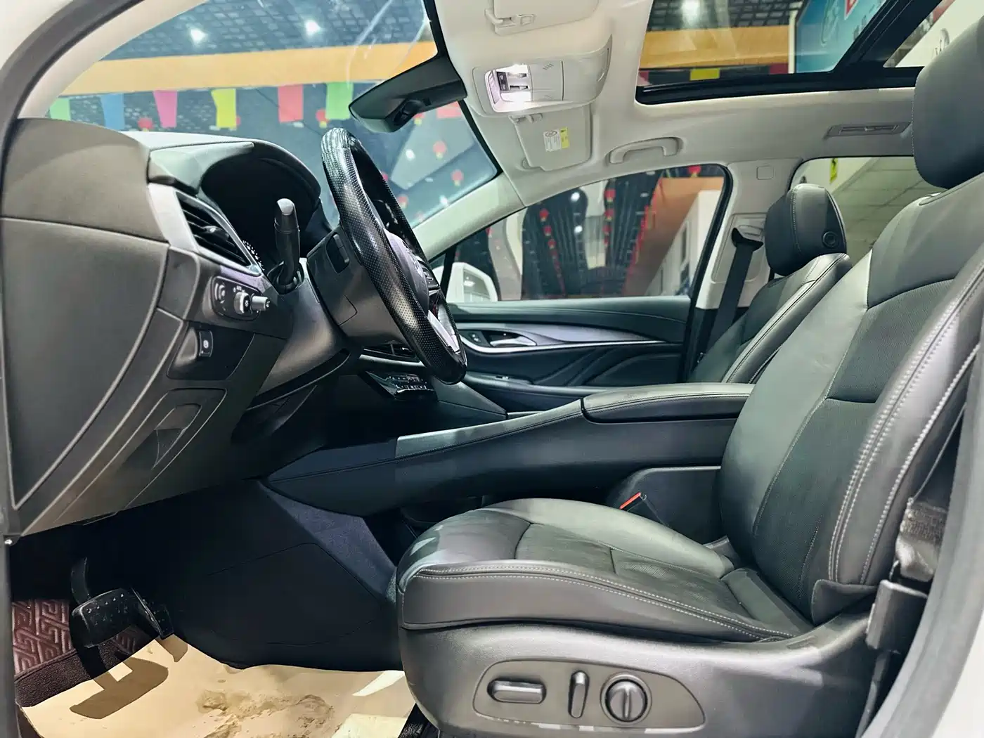 Buick Enclave 2020 28T 4WD Premium Model фото 7