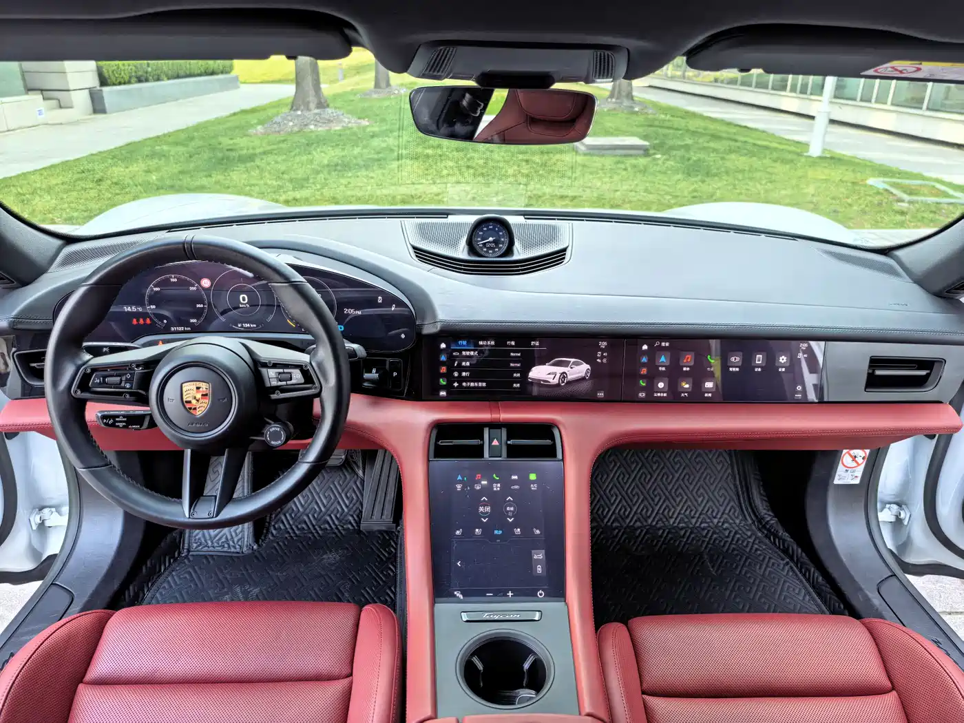 Porsche Taycan 2022 Facelift Taycan фото 37
