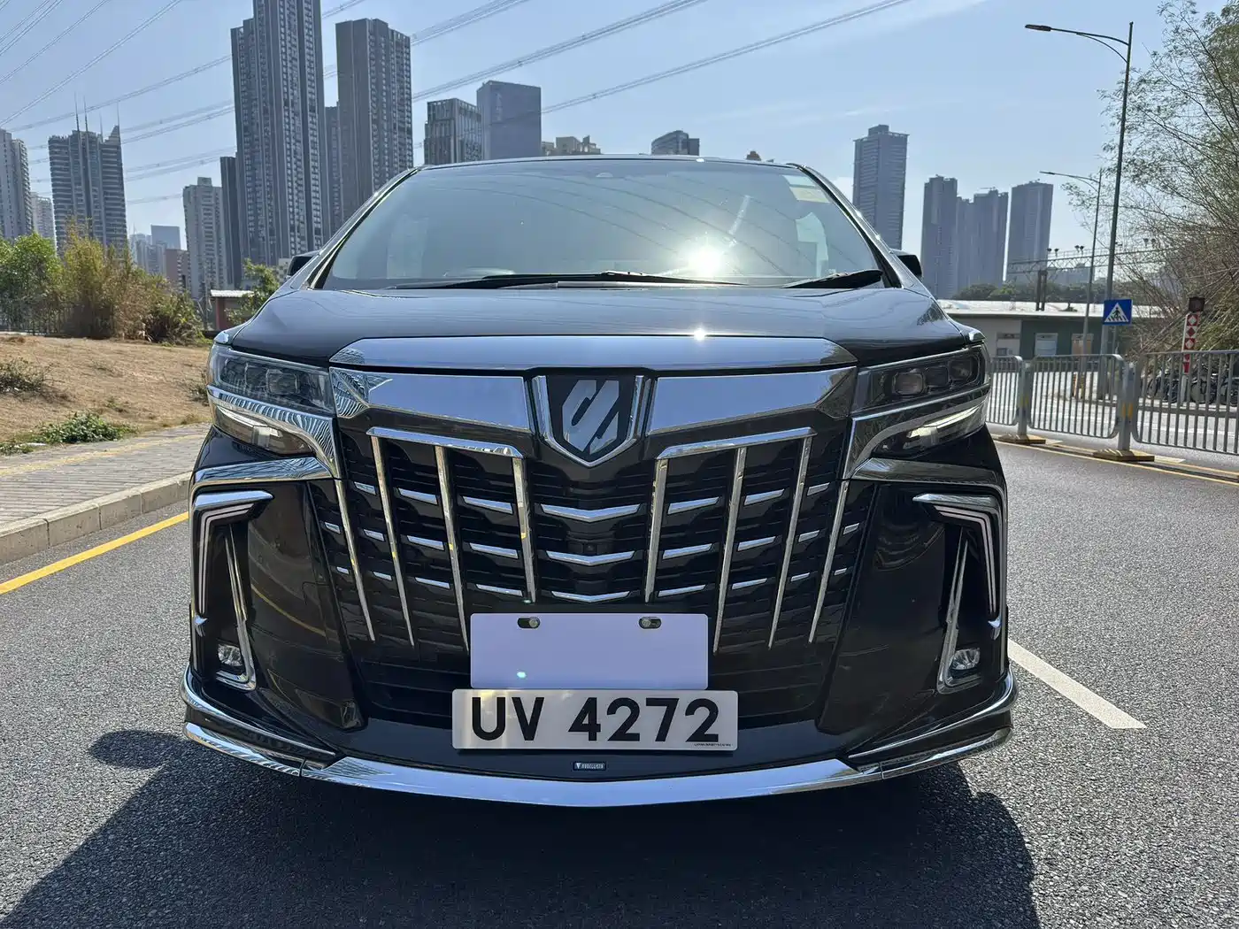 Toyota Alphard 2018 Facelift 3.5L Premium Edition фото 2