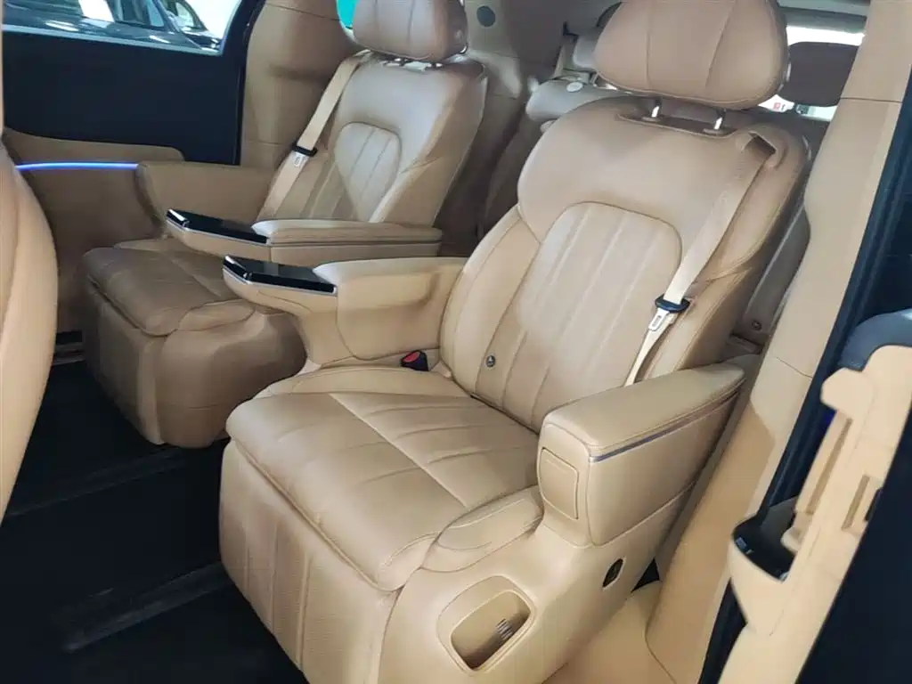 Voyah Auto Voyah Dreamer 2025 PHEV 4WD Kunpeng Premium Edition фото 17
