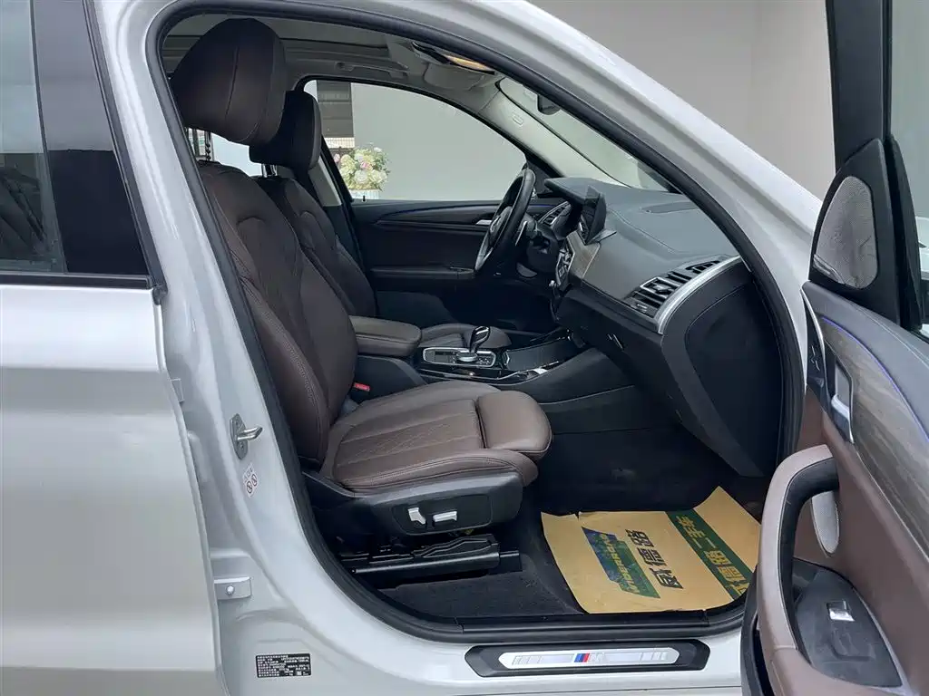 BMW X3 2022 xDrive30i Leading M Night Package фото 25