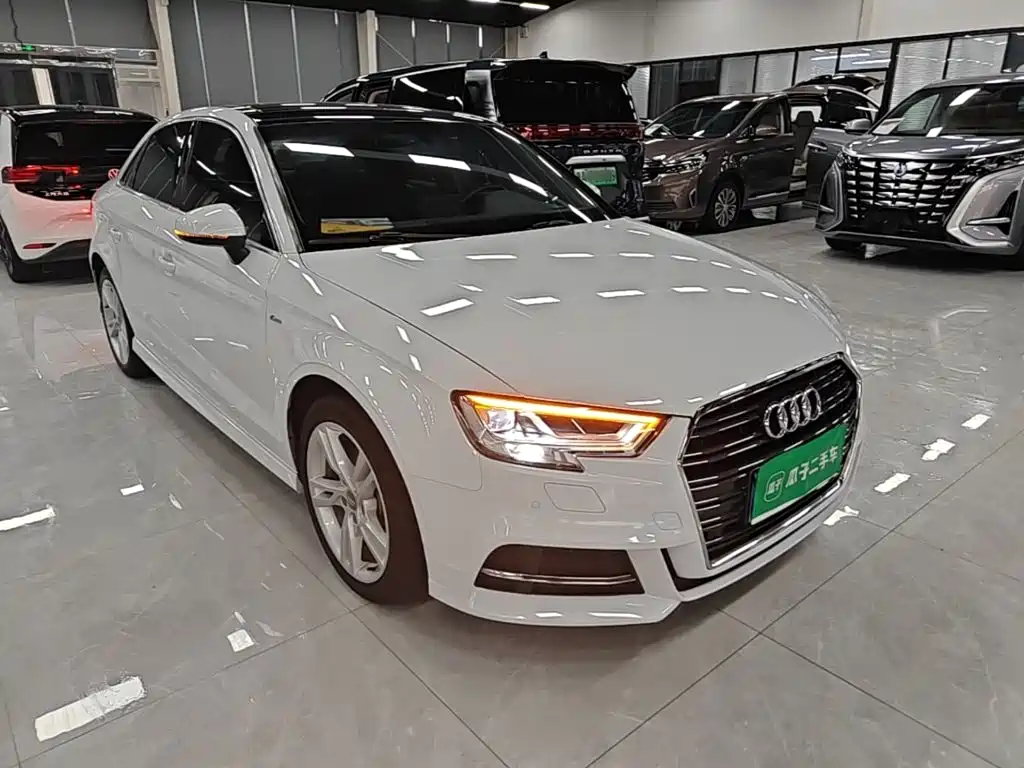 Фото 4 - Audi A3