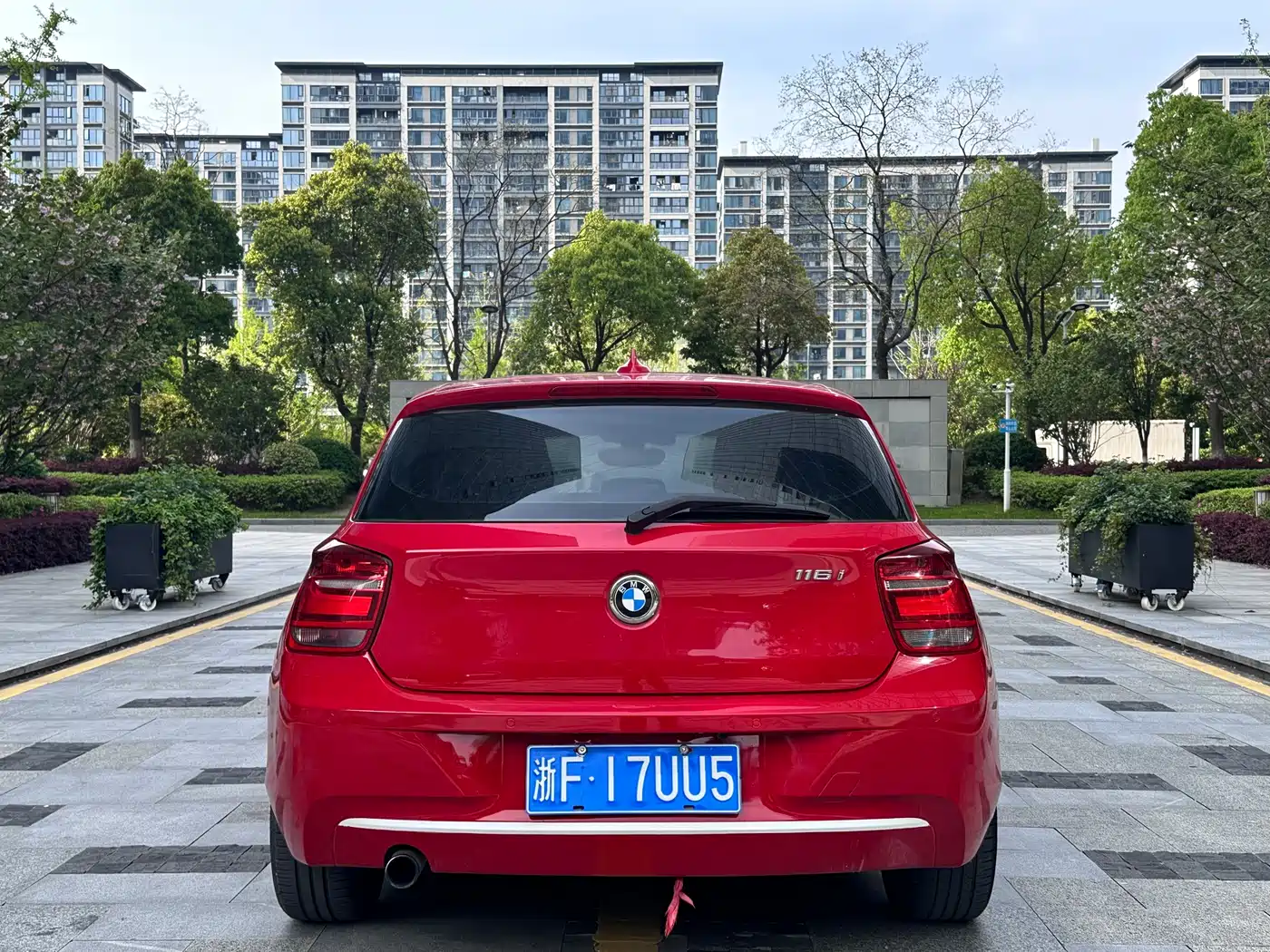BMW 1 Series (Import) 2013 Facelift 116i Urban Model фото 5