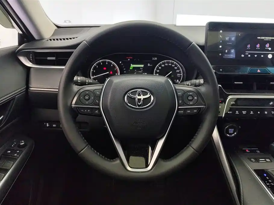 Toyota Venza 2024 2023 2.0L CVT FWD Luxury