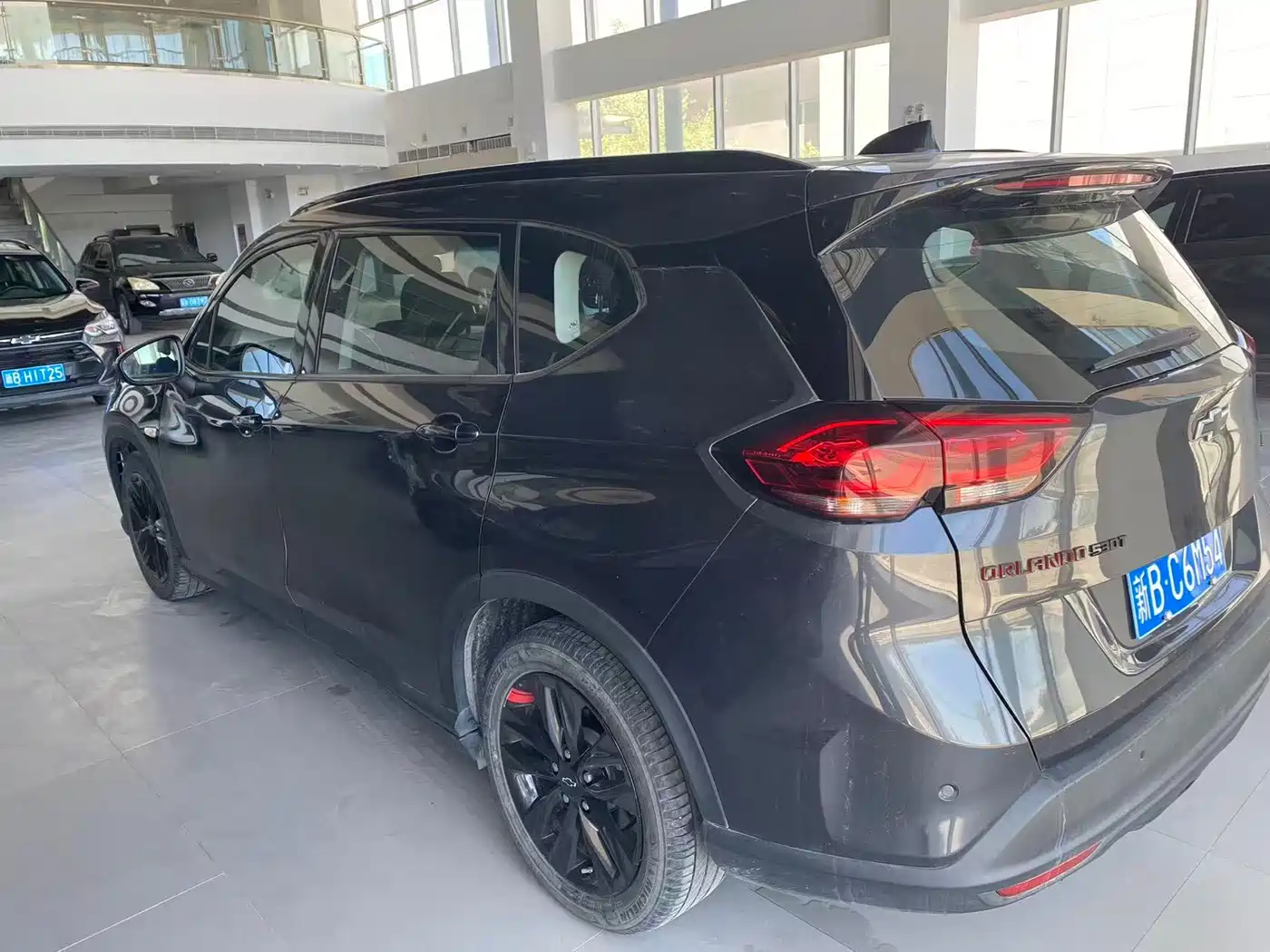 Chevrolet Volando 2022 2019 530T Auto Mickey Custom Edition (5+2 seater) China V