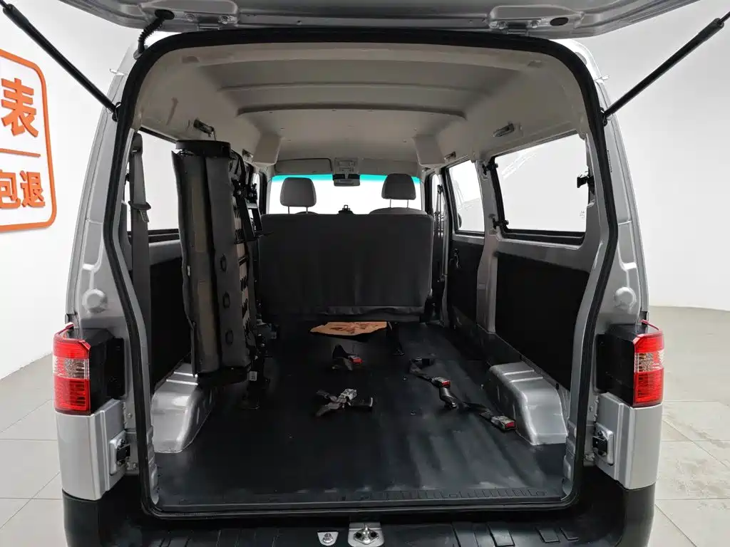 Jinbei Little Sea Lion X30 2025 2023 1.5L Super Comfort Bus 5/6/7 Seats Non-AC SWC15M
