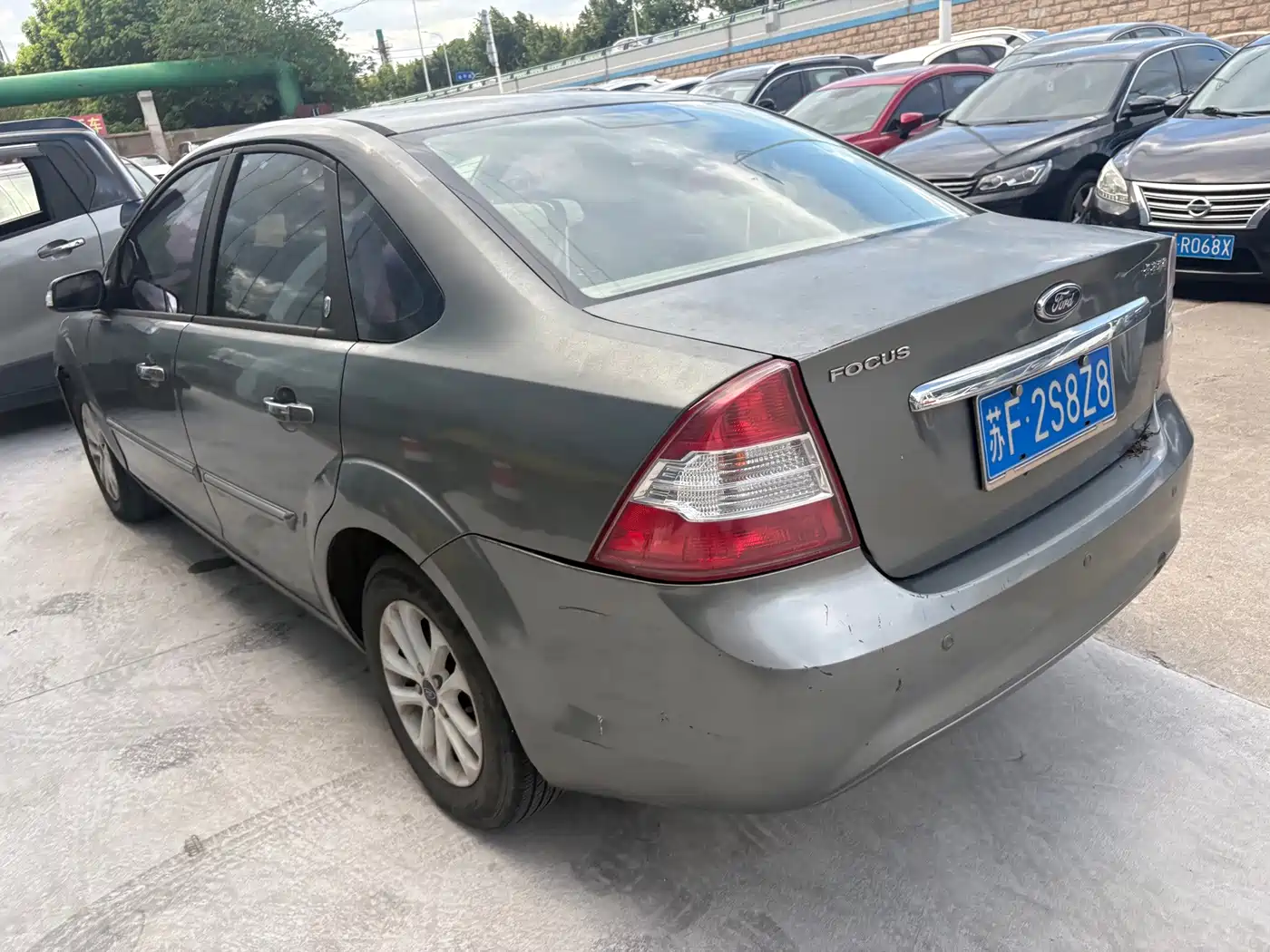 Ford Focus 2011 2011 Sedan 1.8L Automatic Luxury