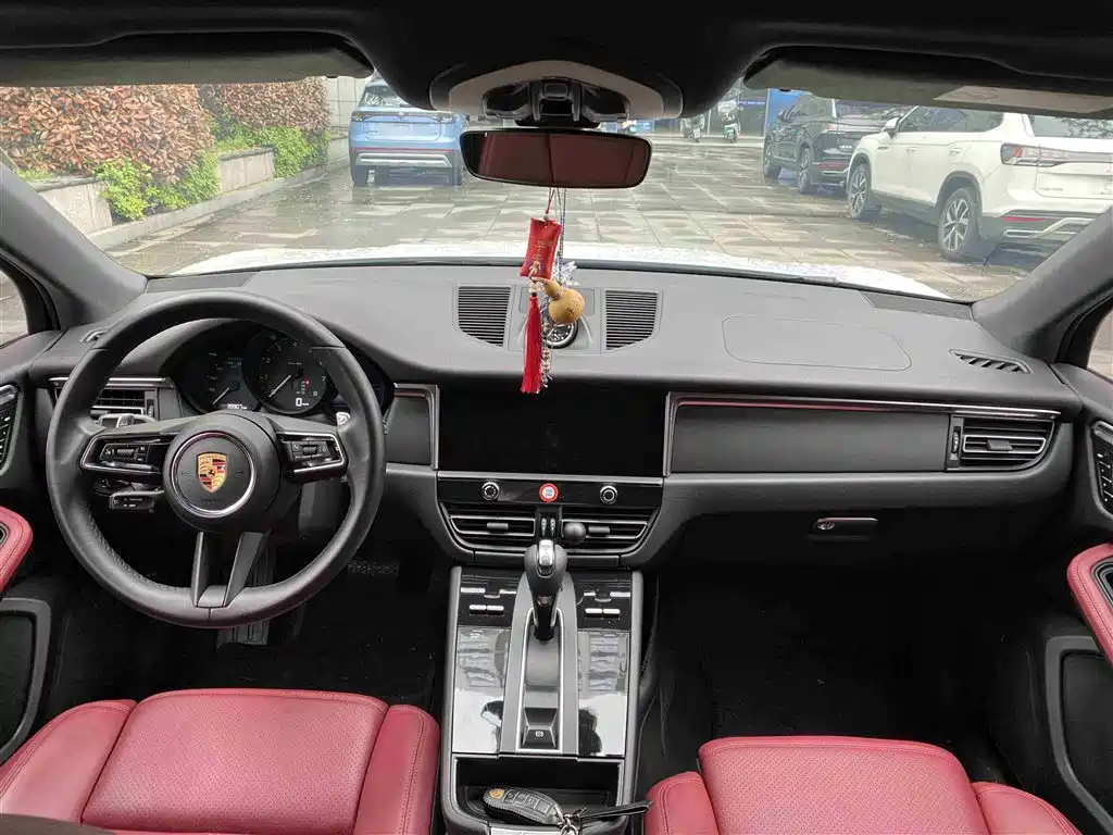 Porsche Macan 2022 Macan 2.0T фото 13