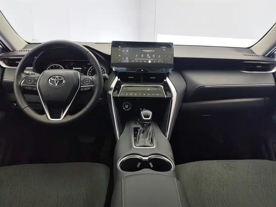 Toyota Venza 2024 2023 2.0L CVT FWD Luxury