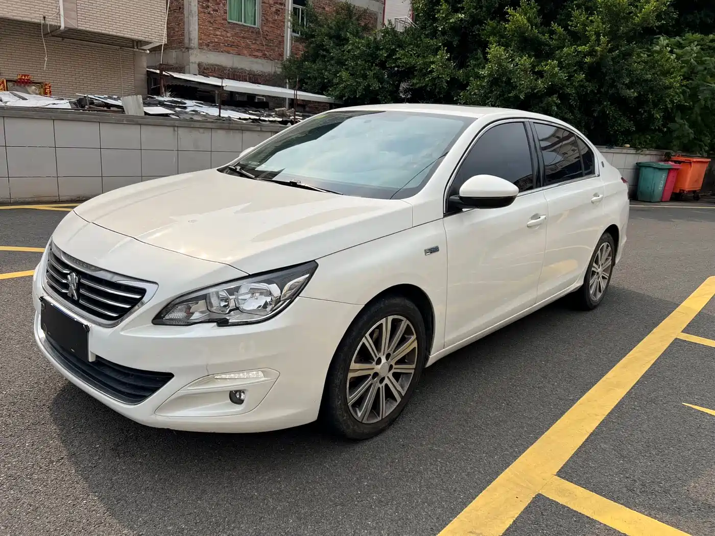 Peugeot 408 2016 1.6T Automatic Luxury Edition