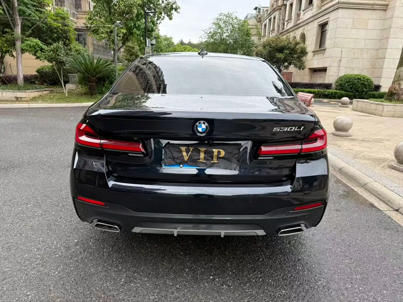 BMW 5 Series 2023 530Li Leading M Sport Package фото 6