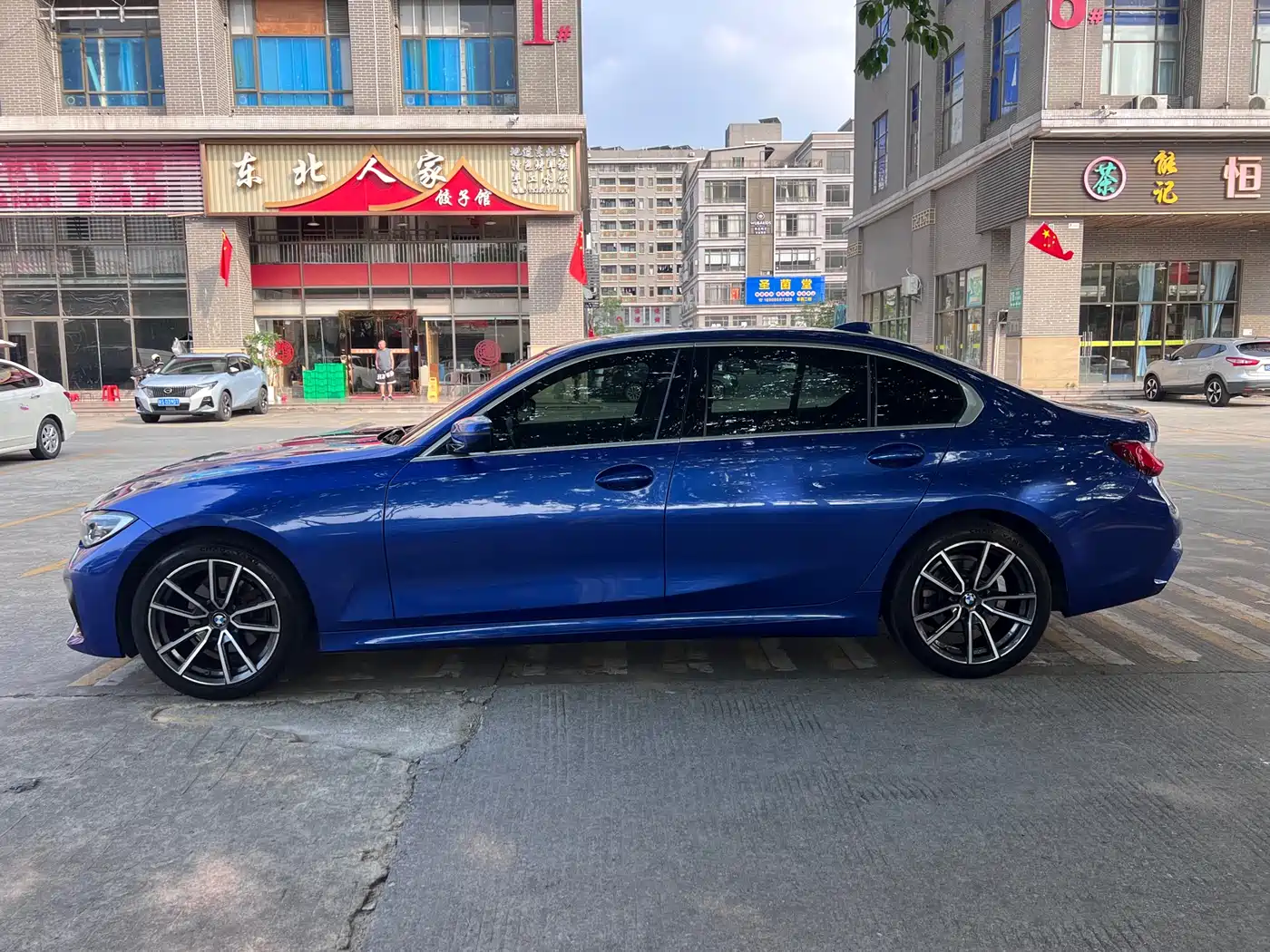 BMW 3 Series 2021 320Li M Sport Package фото 11