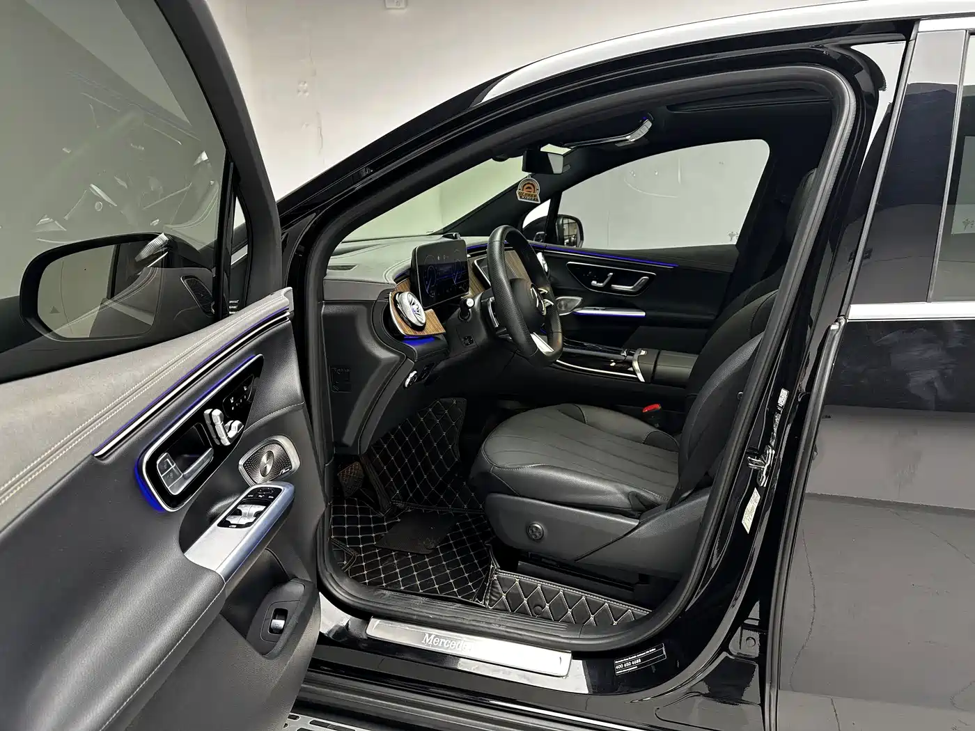 Mercedes-Benz EQE SUV 2025 2023 350 4MATIC Luxury Edition