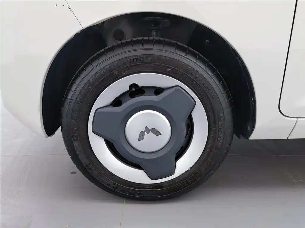 WULING AUTOMOBILE HONGGUANG MINIEV