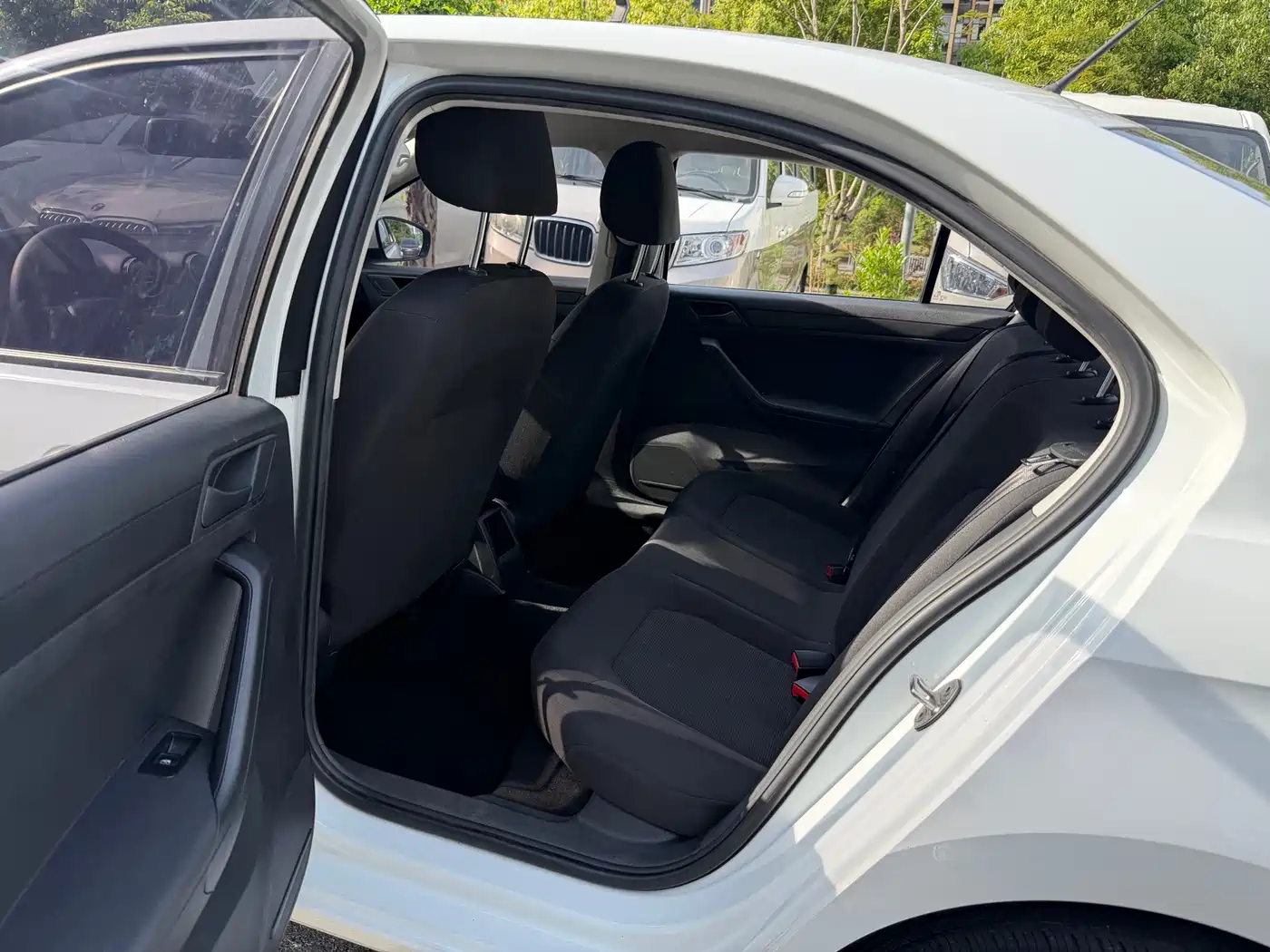 Volkswagen Jetta 2017 1.5L Automatic Fashion фото 6