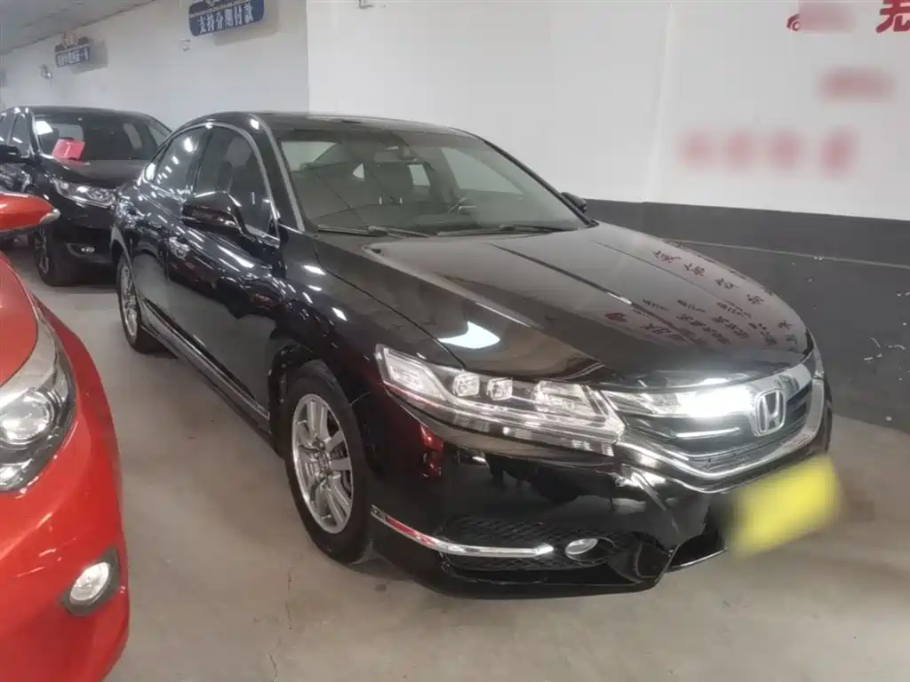 Honda Spirior 2015 2015 2.0L Premium Edition