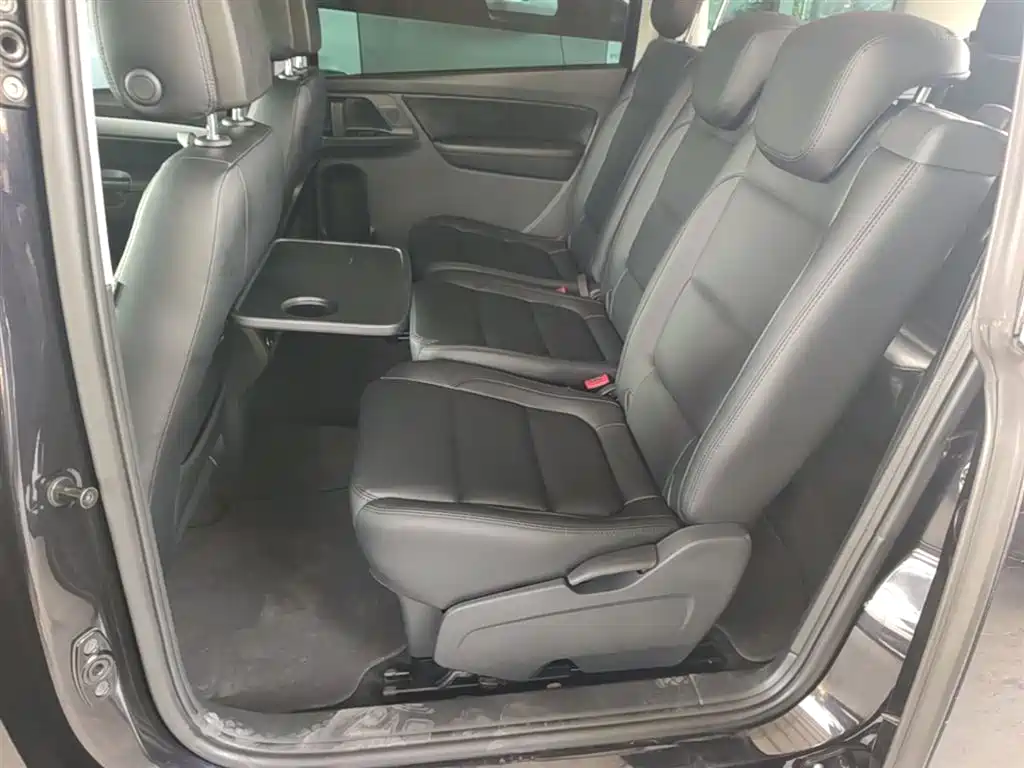 Volkswagen Sharan 2014 2.0TSI Standard фото 17