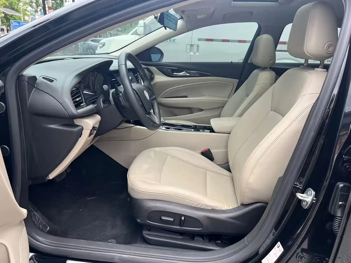 BUICK REGAL