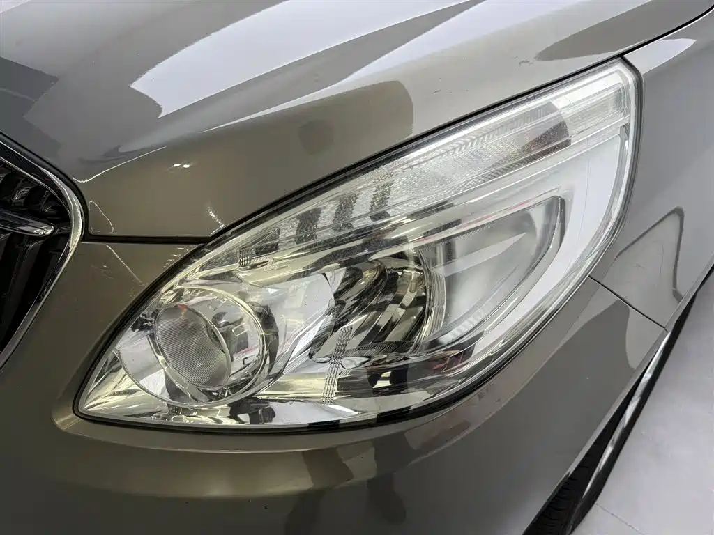 Buick GL8 2018 28T Luxury Model China VI фото 9