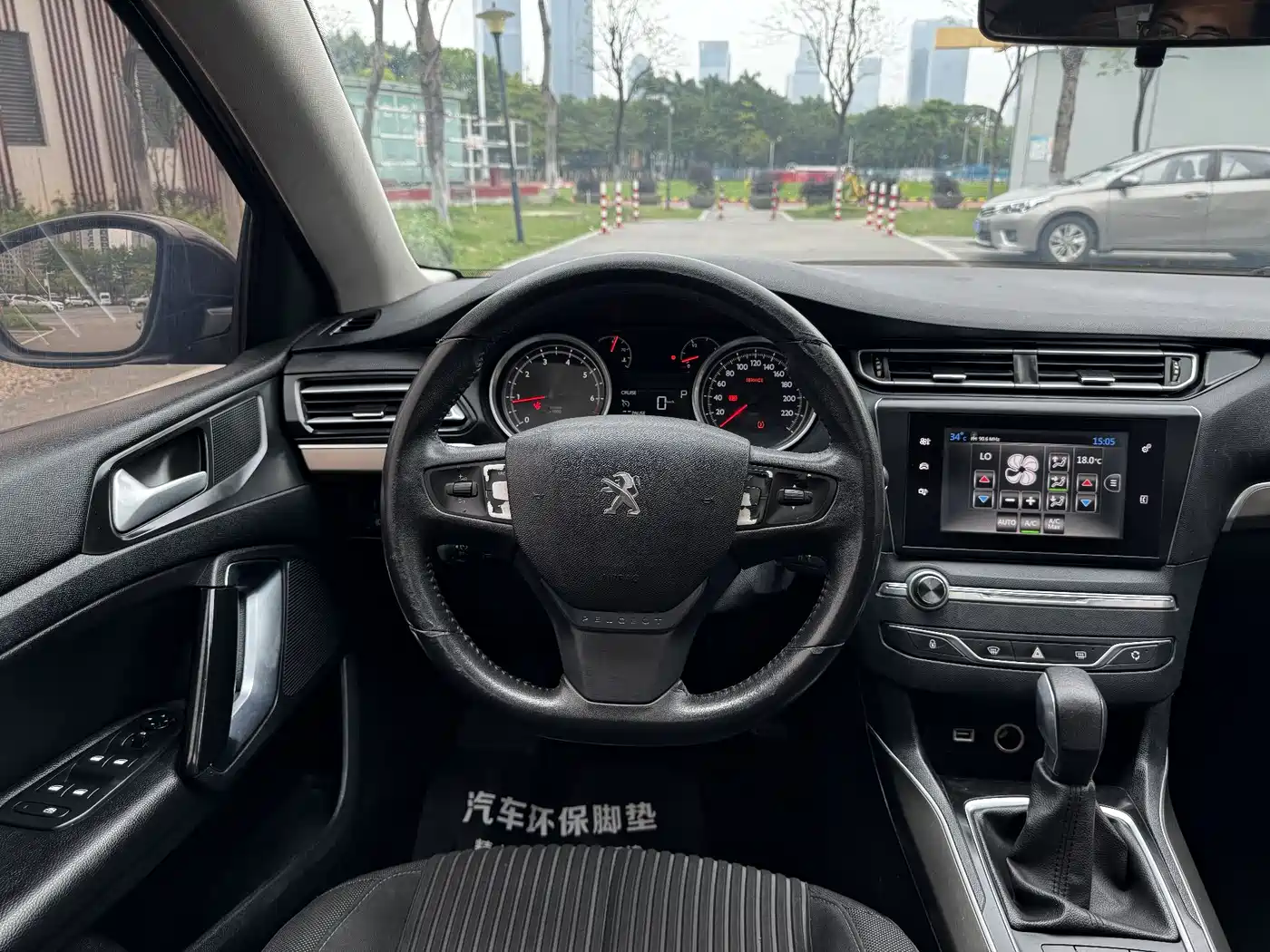 Peugeot 408 2015 1.2T Automatic Glory Edition фото 9