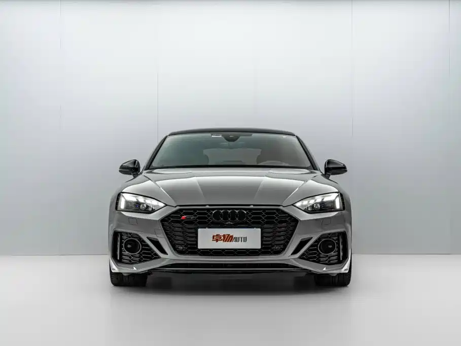 صورة 2 - Audi RS 5