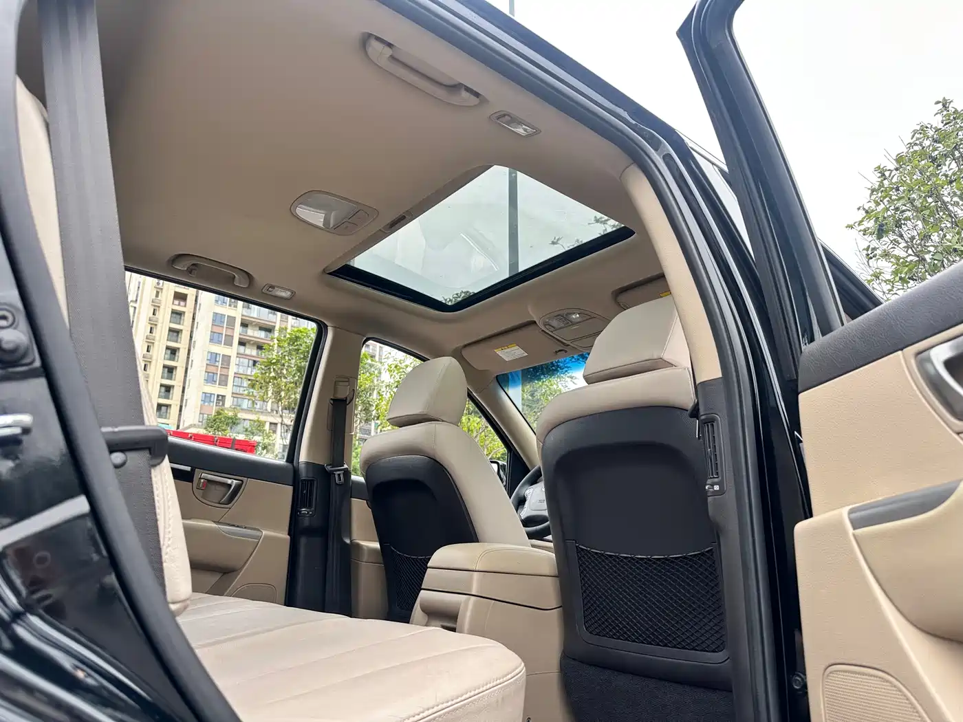 Hyundai Santa Fe Classic 2010 2.4 Comfort Edition 7-Seater 4WD фото 26