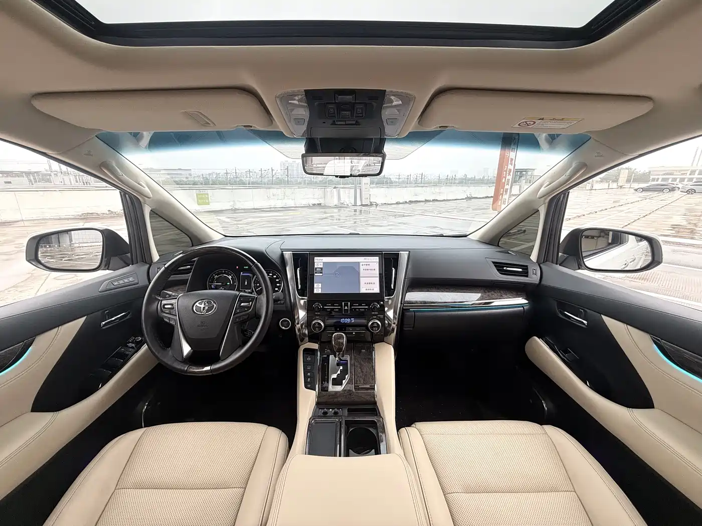 Toyota Alphard 2021 Hybrid 2.5L Premium фото 10