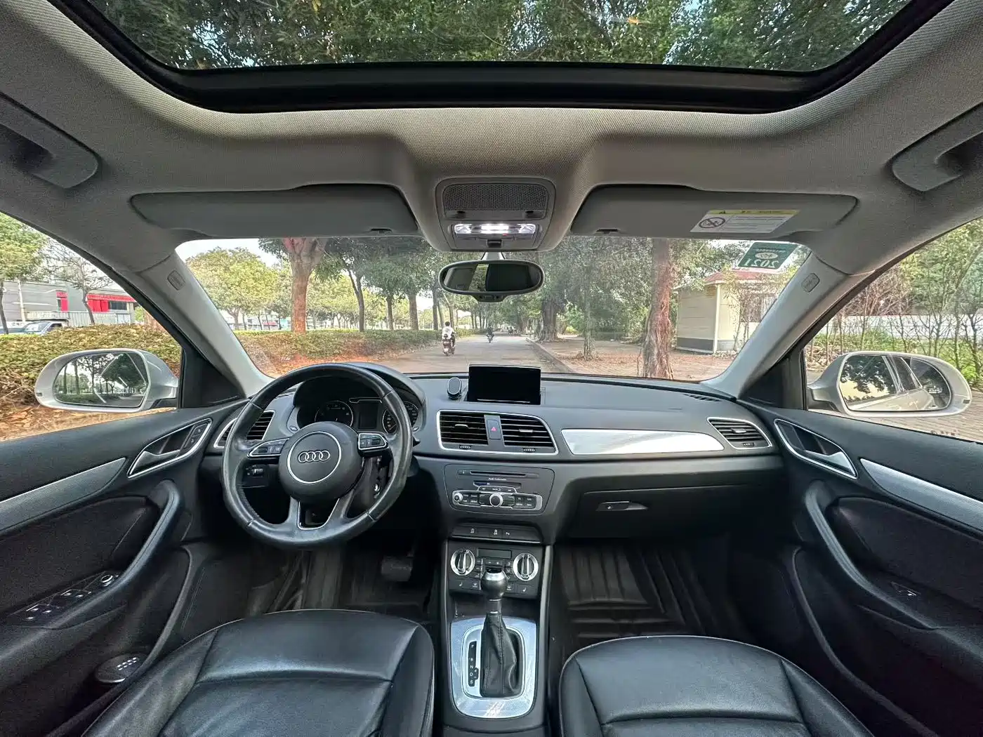 Audi Q3 2015 35 TFSI Comfort фото 4