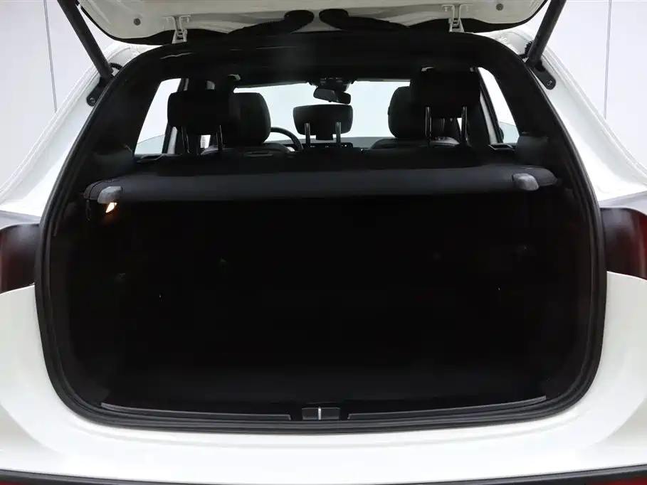 Mercedes-Benz GLA 2022 Facelift II GLA 200 фото 30