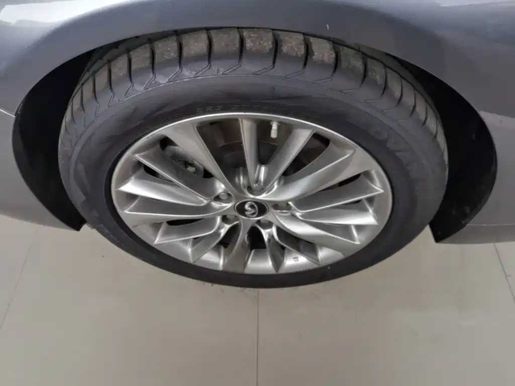 Infiniti Q50L 2021 2018 2.0T Premium Edition (China VI)