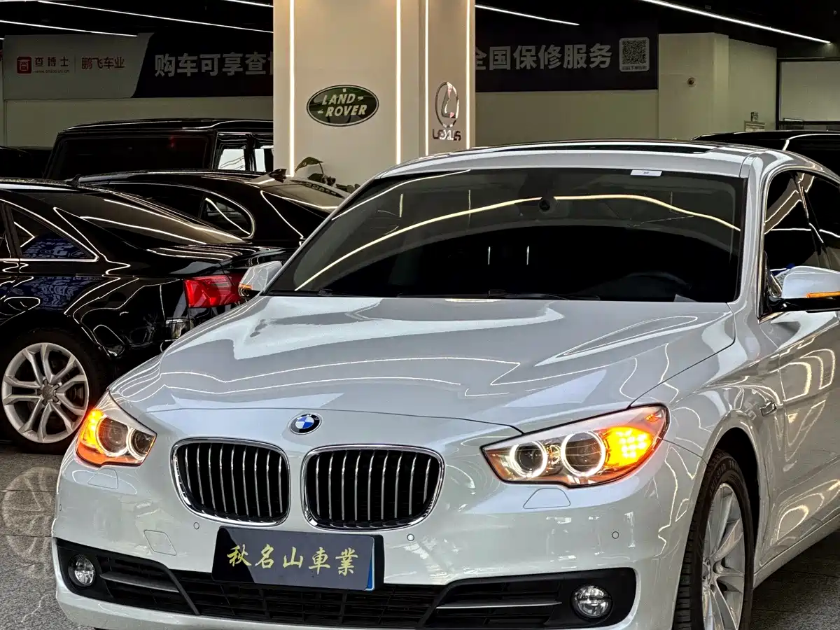 BMW 5 Series GT 2016 2014 528i Leading