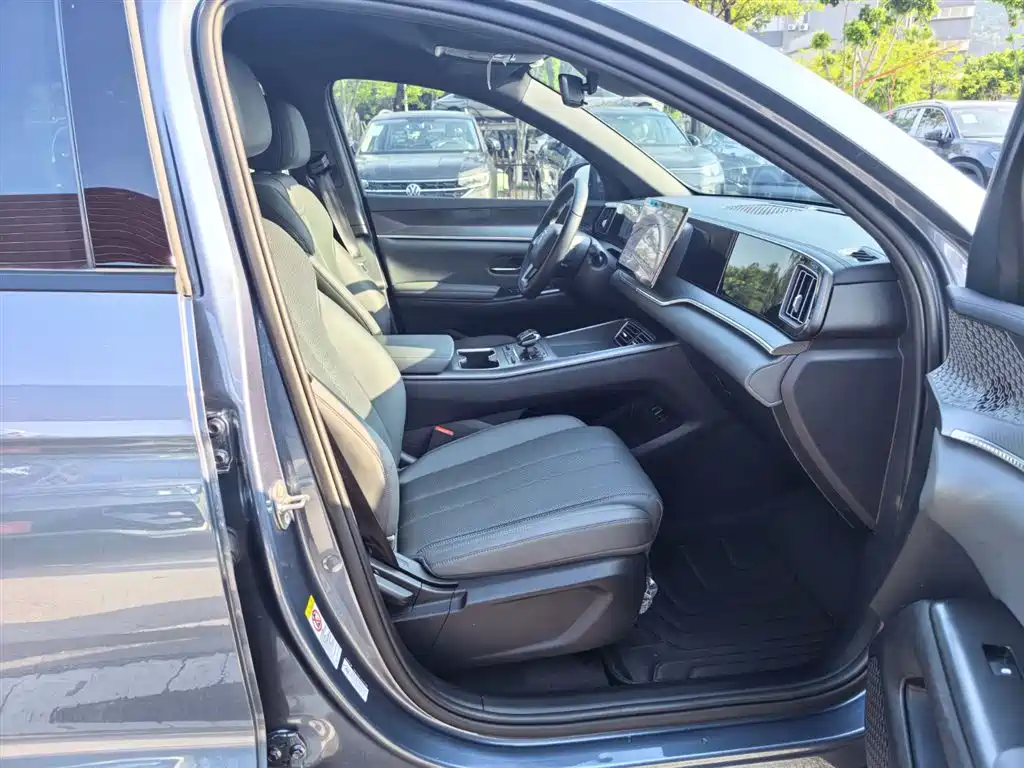 BYD Song Pro New Energy 2025 2nd Generation Smart Drive Edition DM-i 75KM Leading Type фото 5
