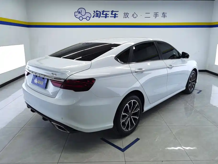 Фото 3 - Geely Binrui
