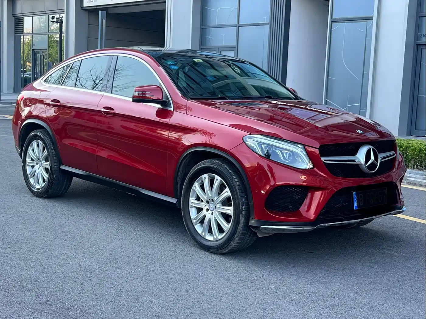 Mercedes-Benz GLE Coupe 2015 GLE 320 4MATIC Coupe SUV фото 3