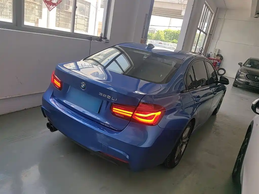BMW 3 Series 2018 320Li M Sport Black Night Edition фото 7