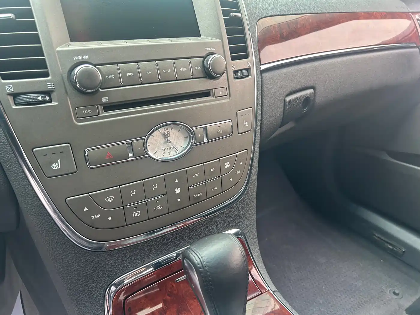 Buick Park Avenue 2011 Boao Forum Commemorative Edition фото 10